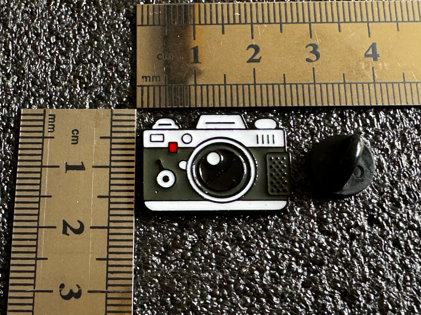 Metall-Pin "Fotoapparat" (schwarz)