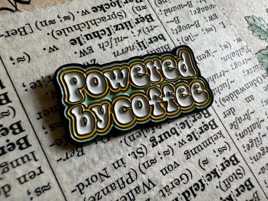 Metall-Pin "Powered by coffee"